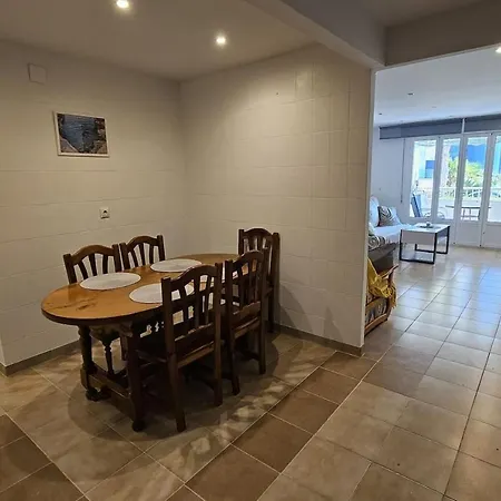 Olas 2 Apartment
