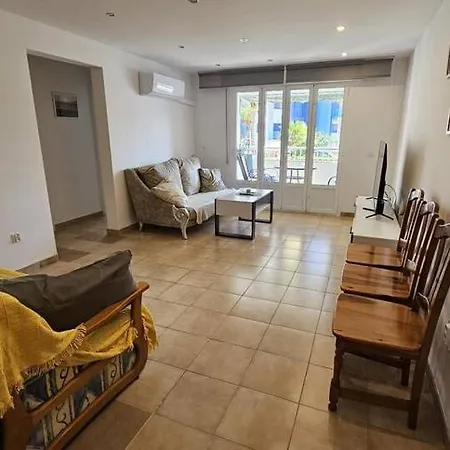 Apartment Olas 2 *